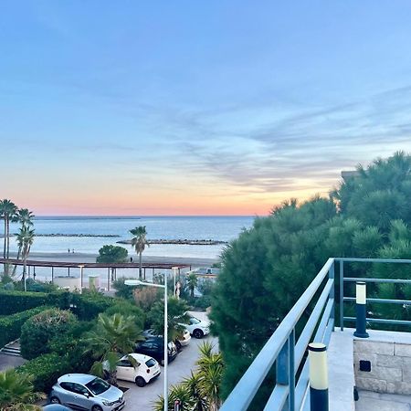 Sea And Mountain Views From Your Rooftop ! Saint-Laurent-du-Var Εξωτερικό φωτογραφία